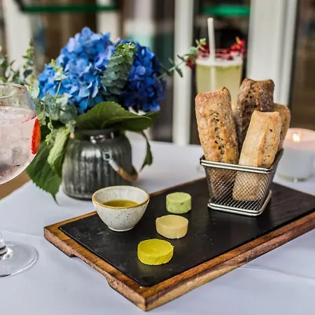 The Views Oasis 4* كانيكو