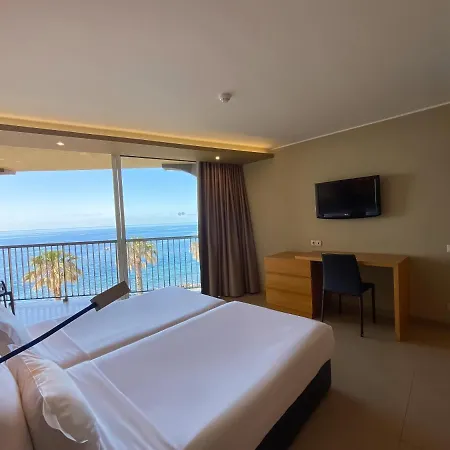 The Views Oasis ホテル