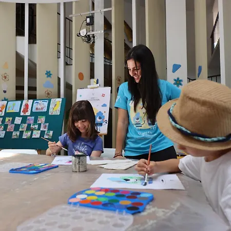 فندق The Views Oasis 4*