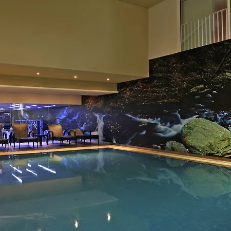 The Views Oasis 4* كانيكو