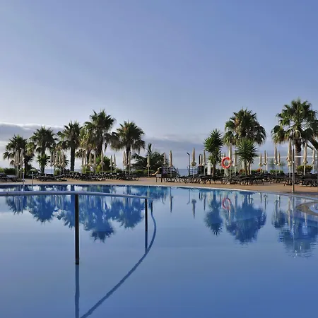 The Views Oasis فندق