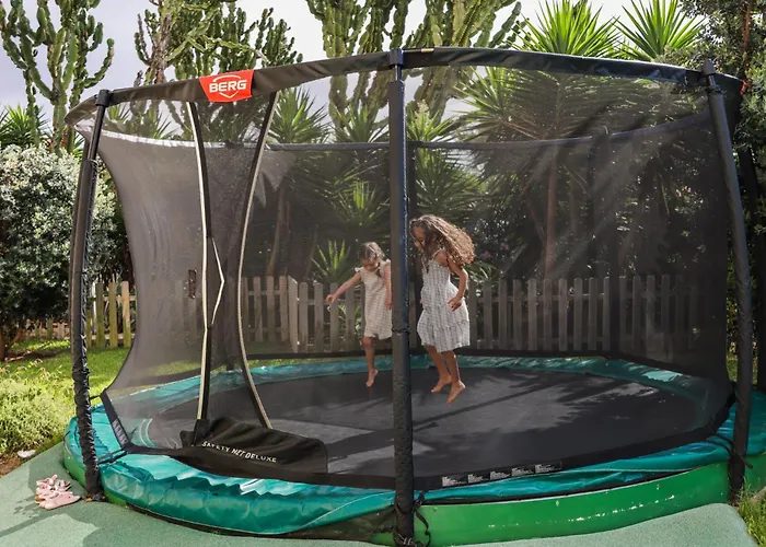 Hotell The Views Oasis Caniço