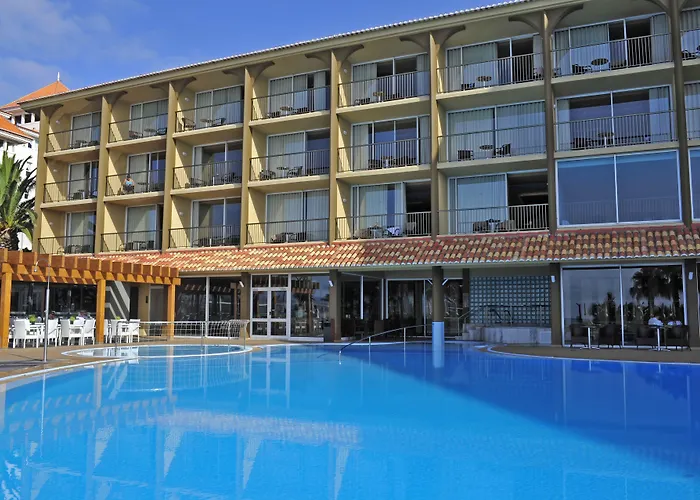 The Views Oasis Hotel Canico (Madeira)