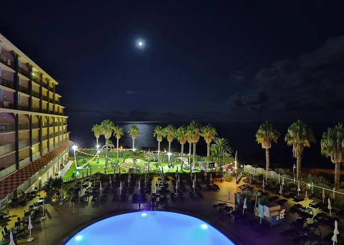 Hotell The Views Oasis 4*