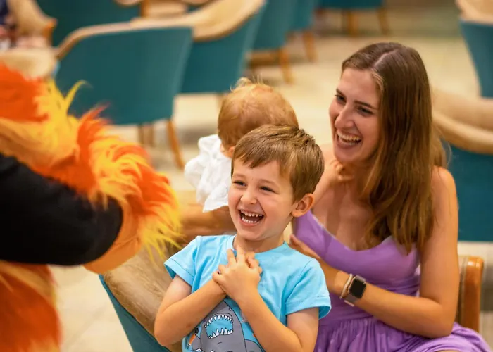 Hotel The Views Oasis