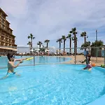 The Views Oasis Hotel Caniço