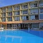 The Views Oasis Hotel Caniço