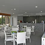 Hotel The Views Oasis