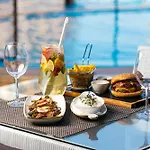 The Views Oasis Caniço