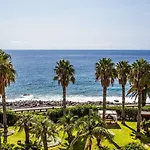 Hotel The Views Oasis