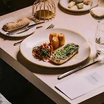 Hotel The Views Oasis