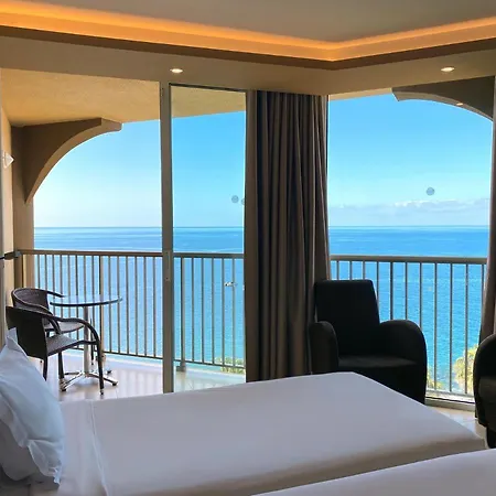 The Views Oasis Hotel