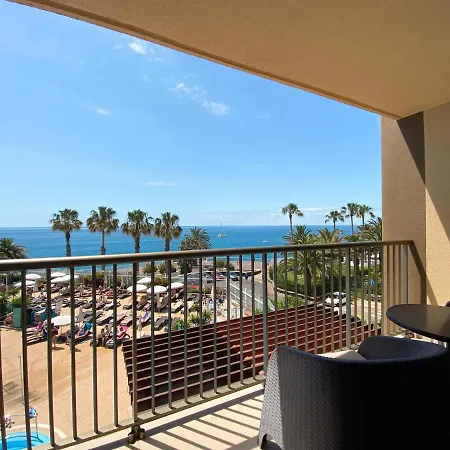 Hotel The Views Oasis 4*