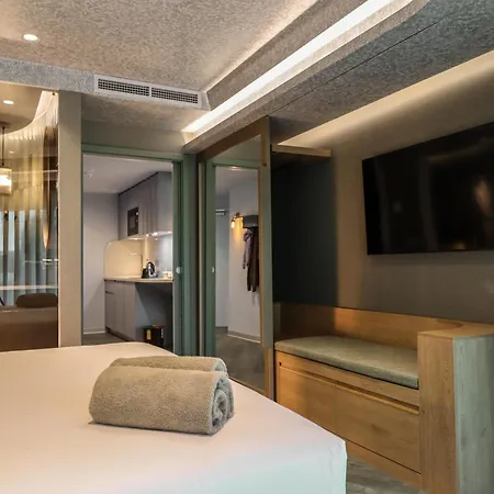 The Views Oasis Hotel 4*