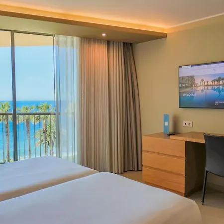 The Views Oasis Ξενοδοχείο 4*