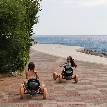 The Views Oasis Caniço