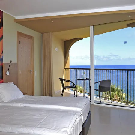 The Views Oasis Ξενοδοχείο 4*