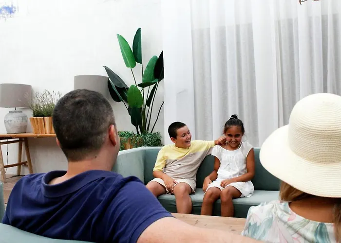 Hotel The Views Oasis