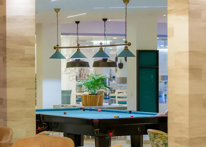 Hotel The Views Oasis