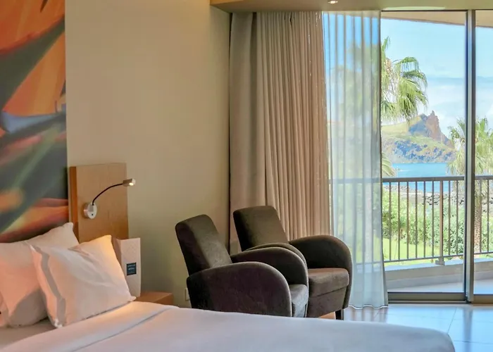 The Views Oasis 4* Canico (Madeira)