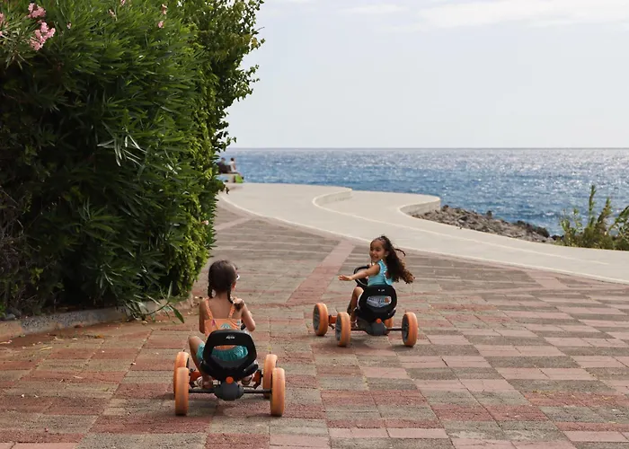 The Views Oasis Canico (Madeira)