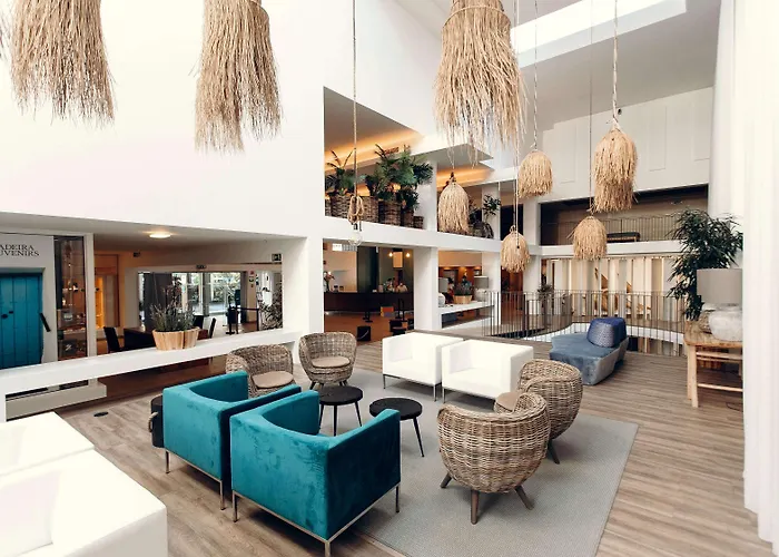 The Views Oasis 4*