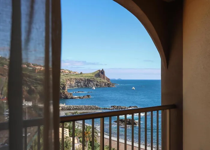 Hotel The Views Oasis 4*