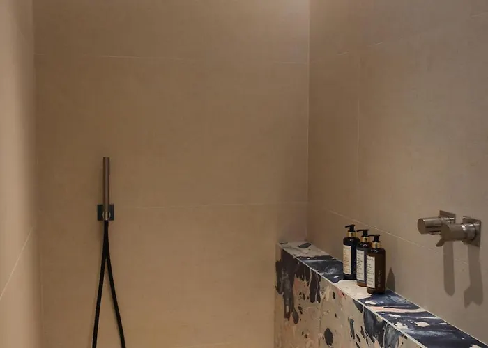 The Views Oasis Hotel 4*