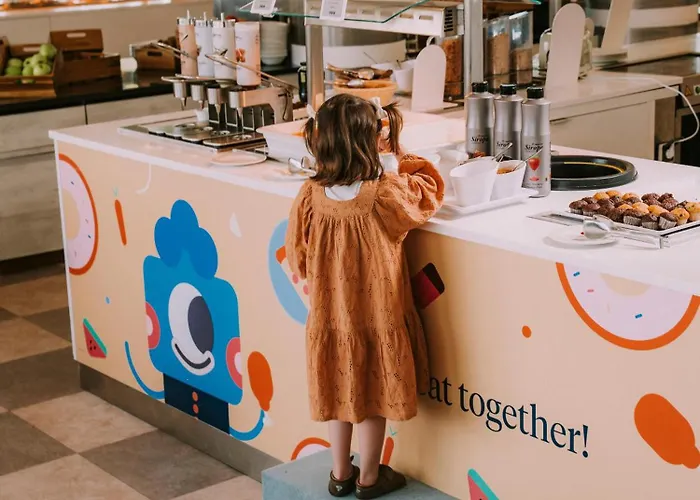 The Views Oasis 4* Caniço